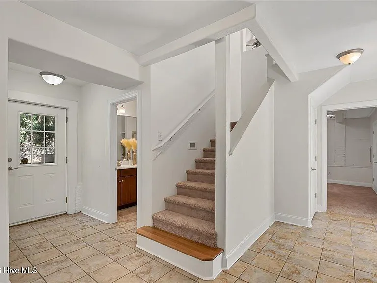 430 N Ridge St — Photo 50