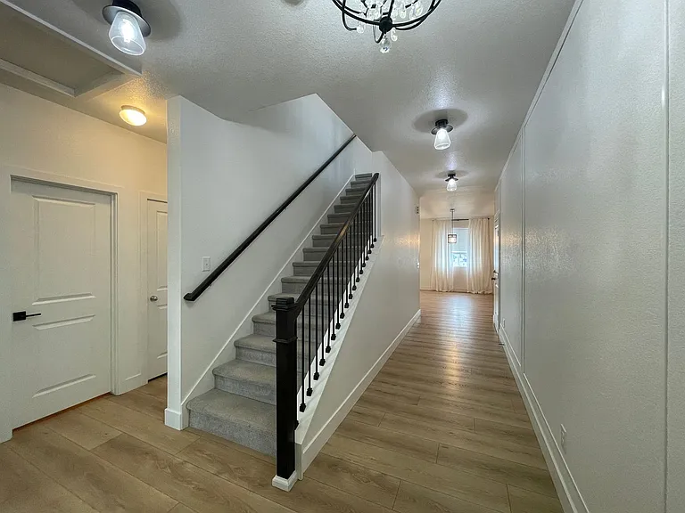 58 Marlowe Dr — Photo 5