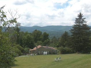 100 Chestnut St, Williamstown, MA 01267