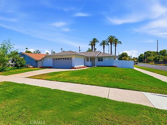 3rd image of 4305 Salerno Dr