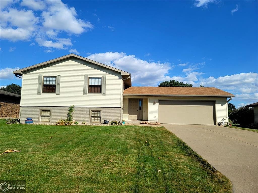 2406 Ridgeway Ave, Oskaloosa, IA 52577 Zillow