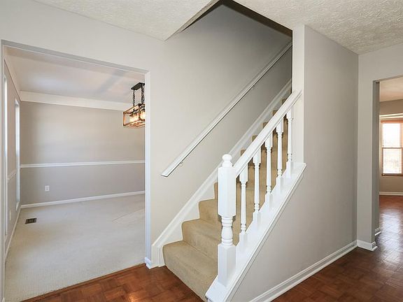 3rd image of 7306 Bannerwood Dr
