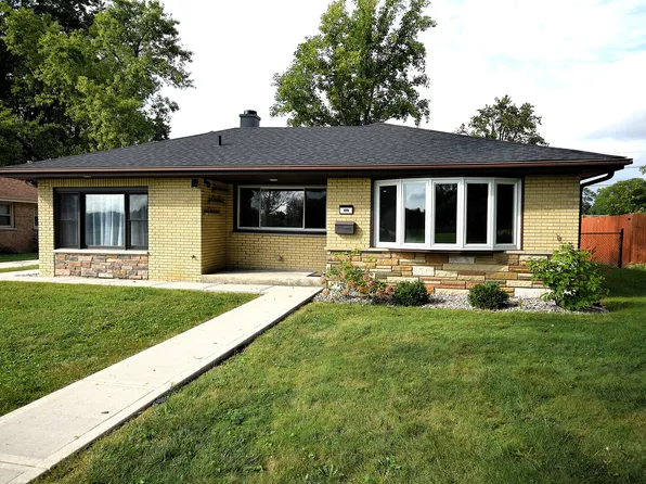 6918 W 116th St, Worth, IL 60482