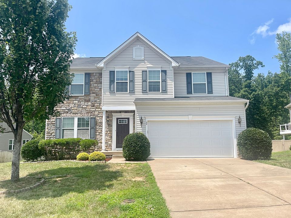 1st image of 32 Runyon Dr