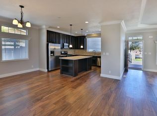 11 Daffodil Ln, Goleta, CA 93117