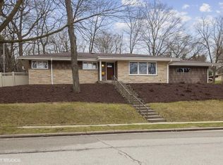 1207 E Wabash Ave, Waukesha, WI 53186