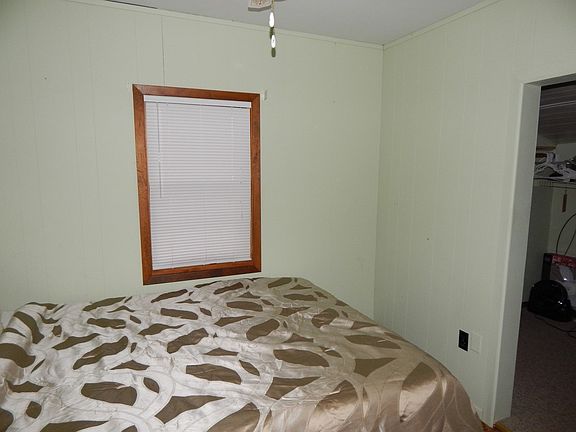 3 BR/1 BA Webster, WI