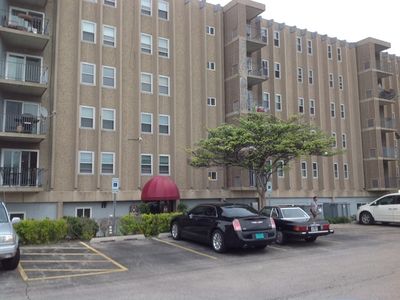 9514 Lawrence Ave APT 2607, Schiller Park, IL, 60176