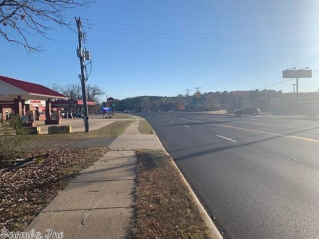 2nd image of 1937 Highway 65 S