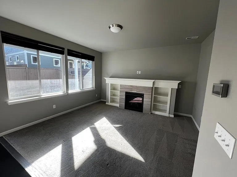 3887 Portside Dr — Photo 18