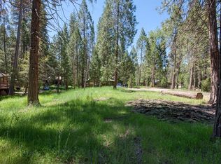 8051 Cedar Ln, Wawona, CA