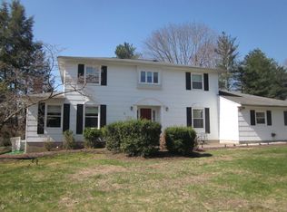 21 Pardee Pl, Ewing, NJ 08628