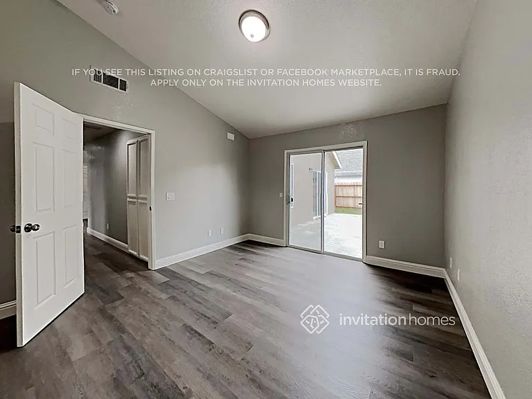 1182 Park Heights Dr — Photo 9