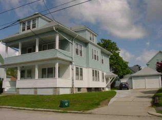 63 Chestnut Ave FLOOR 3, Cranston, RI 02910