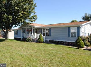 228 Longwood Ct W, Lancaster, PA