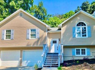 62 Loxley Ct, Douglasville, GA 30134