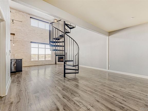 3rd image of 5677 S Park Place #D302