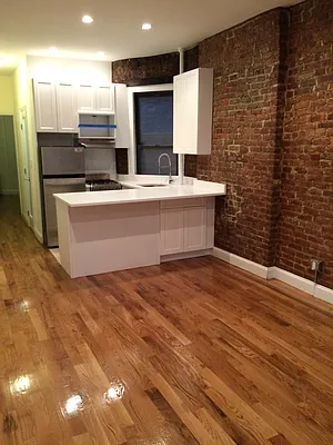 Rented by Sky Management | media 31