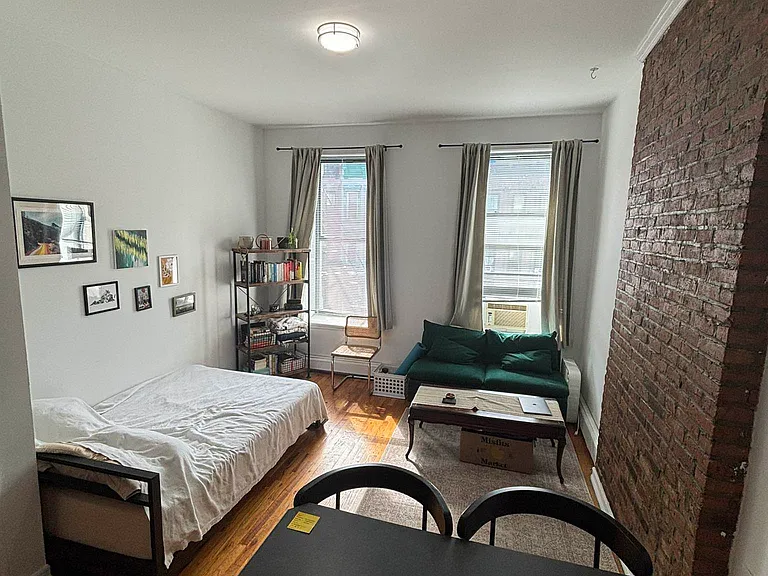1699 Lexington Ave #2B — Photo 4