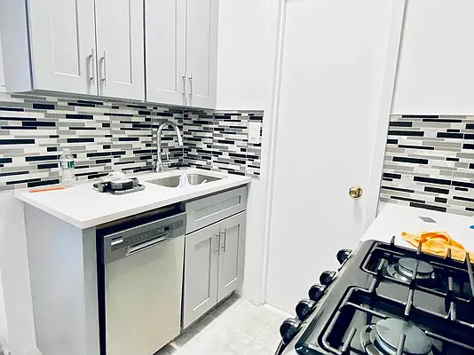 Rented by Charie Properties LLC | media 11