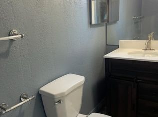 8228 Beech Ave #B, Fontana, CA 92335
