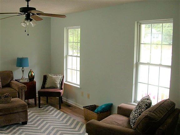3rd image of 248 Wisewood Cir