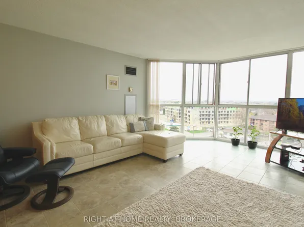 162 Martindale Rd #801, Saint Catharines, ON L2S 3S4