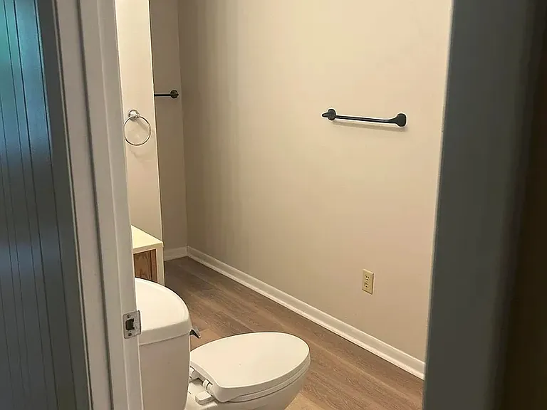 5758 Taggart Dr — Photo 12