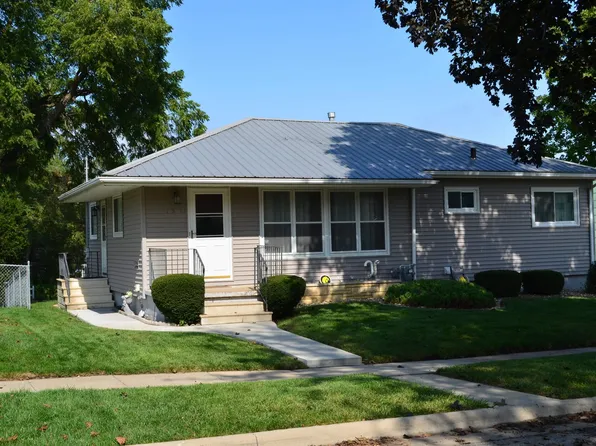 1551 Hawthorne Ave, Waterloo, IA 50702