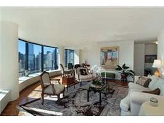 Rented by Douglas Elliman | media 3