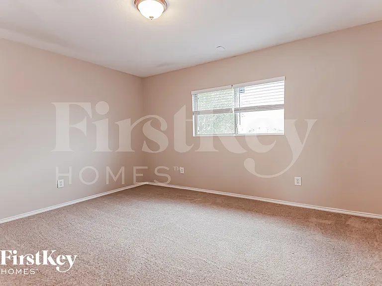229 Silver Spur Dr — Photo 12