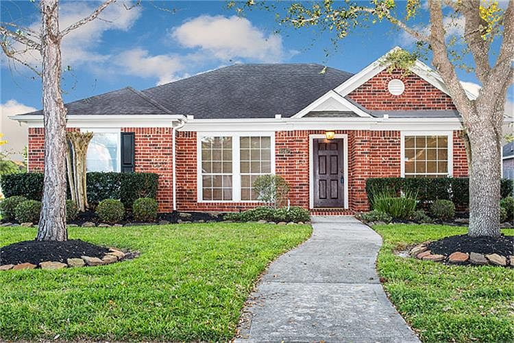 1st image of 6167 Blackburn Ct