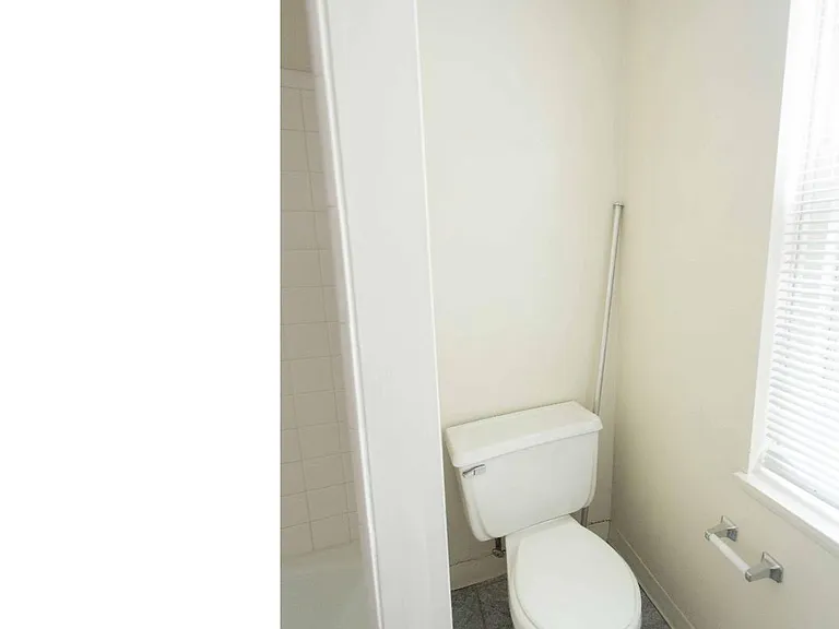 721 Spruce St #1F — Photo 9
