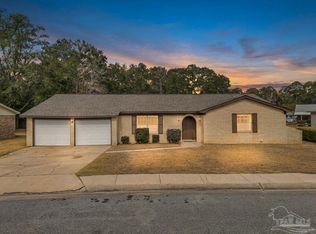 8120 Camelford Dr, Pensacola, FL 32506