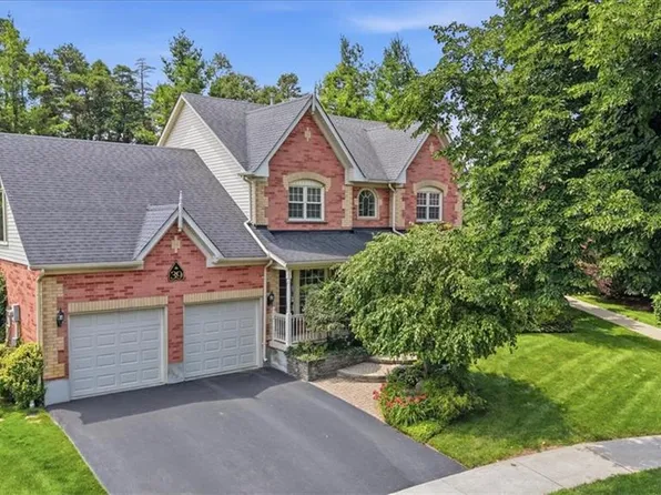 39 Everwood Run, Kitchener, ON N2P 2B1