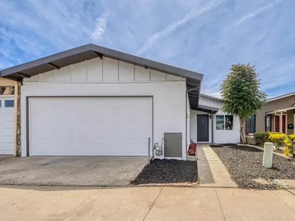 520 Calaveras Dr, Salinas, CA 93906