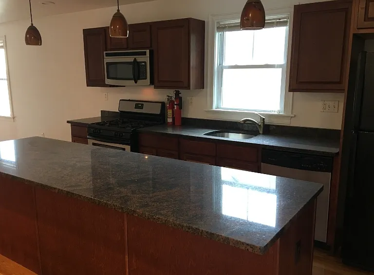 14 Iroquois St #2 — Photo 2