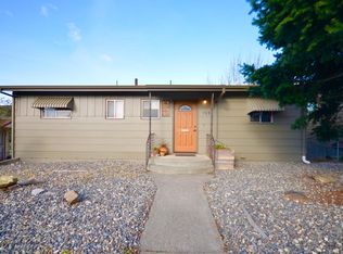 709 W 13th St, The Dalles, OR