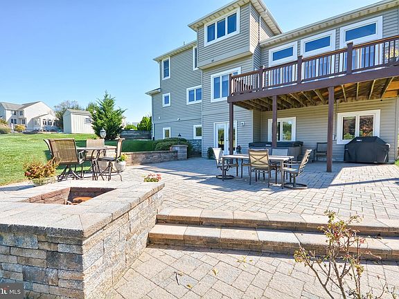 5th image of 4218 Palomino Ct