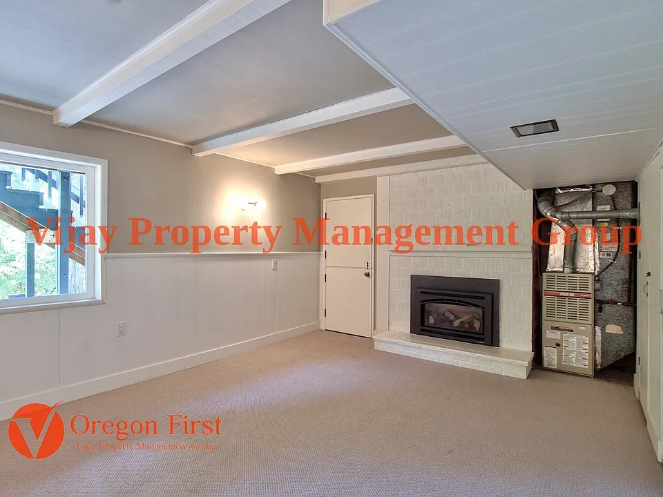 12274 NW Coleman Dr