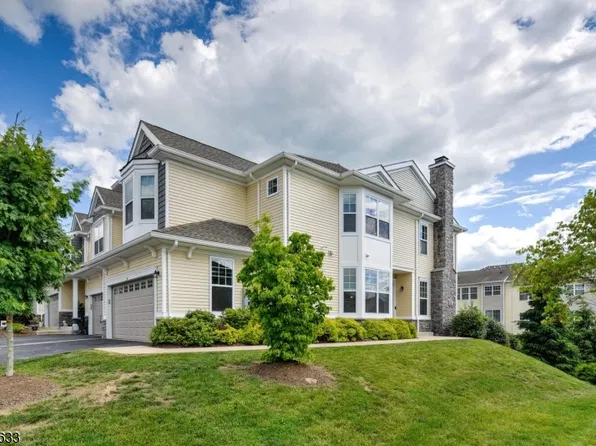 14 Lupine Ln, Allamuchy Twp., NJ 07840