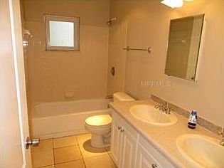3rd image of 14902 College View Dr
