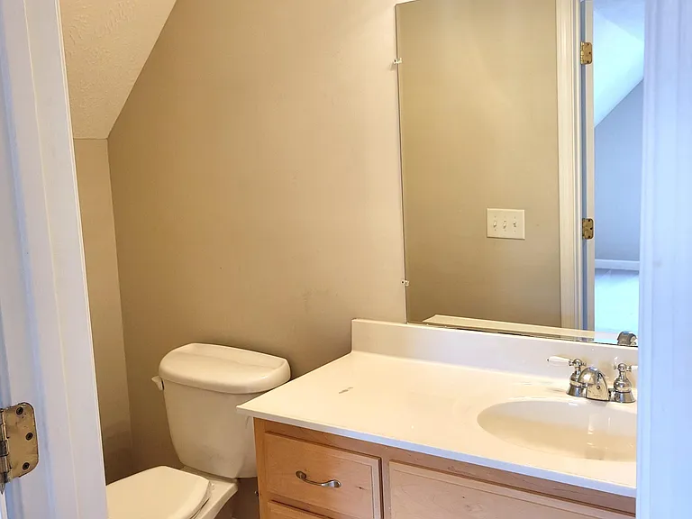 945 Diamondhead Dr S — Photo 36