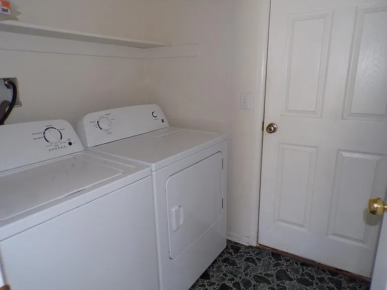 9638 Yukon Way — Photo 8
