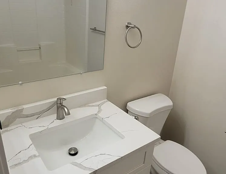 Main Place Apartments — Photo 3
