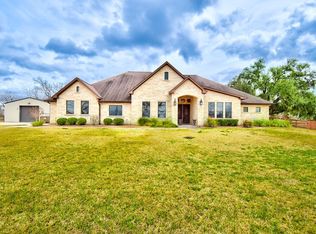 849 Mill Rd, Angleton, TX 77515