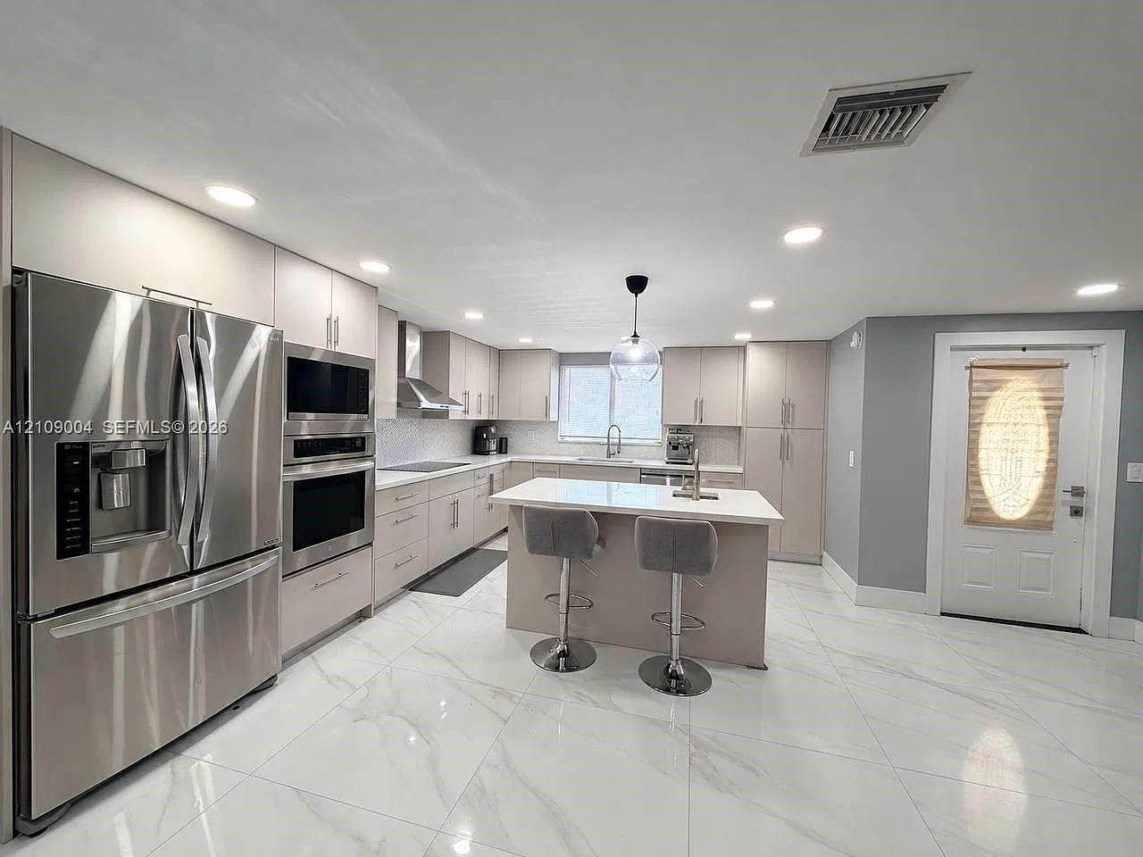 Bradley Estates — Photo 4