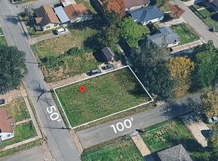 1400 Carlton St, Baytown, TX 77520