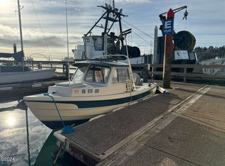 SE Bay Blvd #M-232, Newport, OR 97365