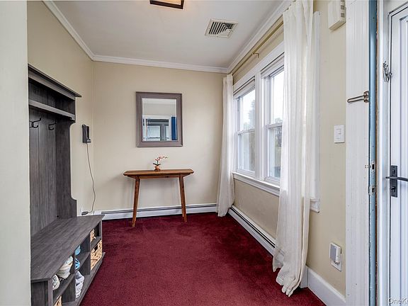 4th image of 3016 Roxbury Road